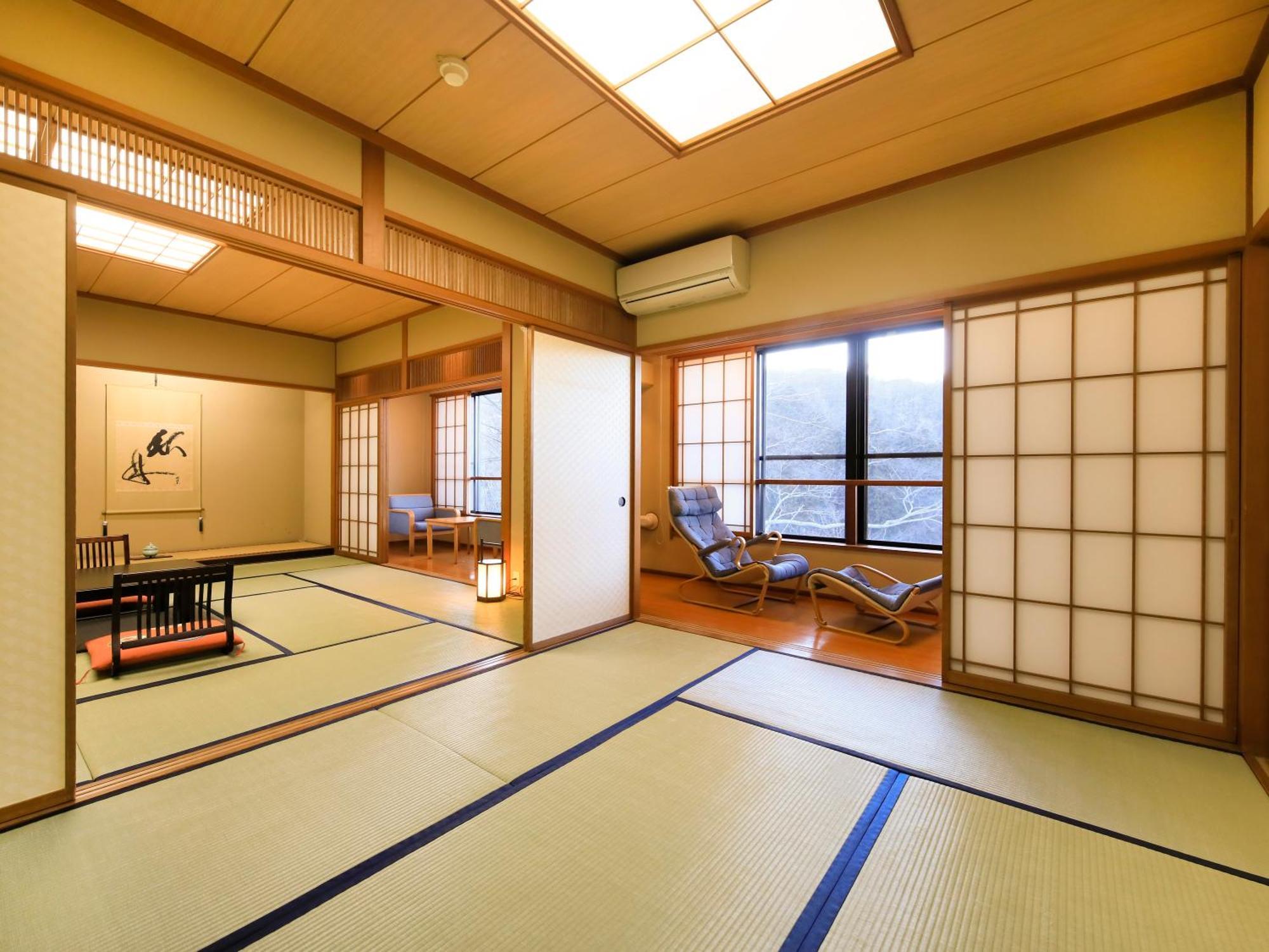 Kishigon Ryokan Shibukawa Zimmer foto